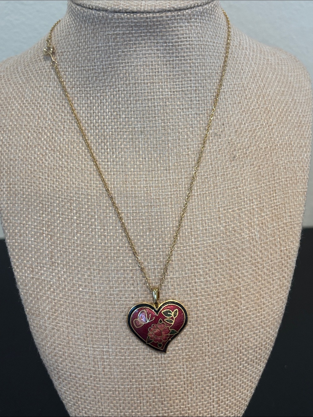 Vintage Cloisonne Enamel Heart Pendant Necklace